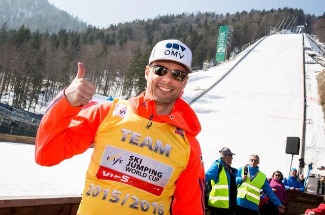 Trener Alexander Stöckl bo preučil Petra Prevca po dolgem in počez. | Foto: Vid Ponikvar