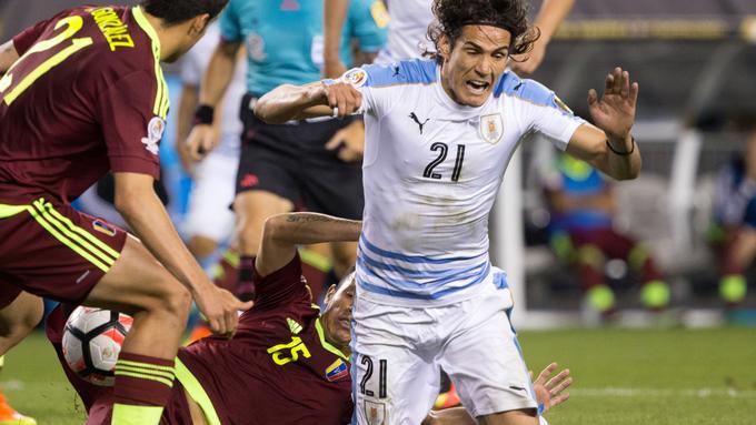 Edinson Cavani se z Urugvajem ne bo potegoval za najvišja mesta. | Foto: 