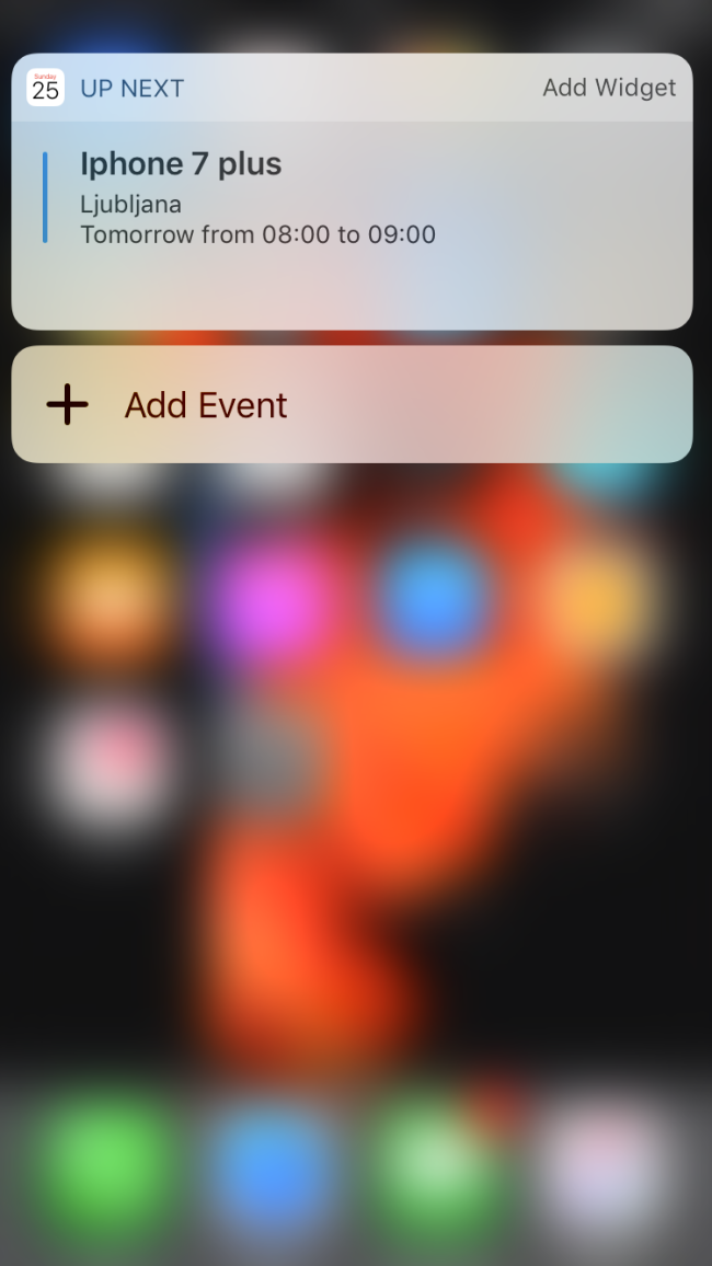 Plavajoča okna (widgeti) se pojavijo tudi ob daljšem pritisku na določene aplikacije (tako imenovani force press). iPhone 7 ima tako kot njegov predhodnik zaslon, občutljiv na moč pritiska. Daljši in močnejši pritisk na aplikacijo prikaže meni s hitrimi akcijami.  | Foto: Matic Tomšič