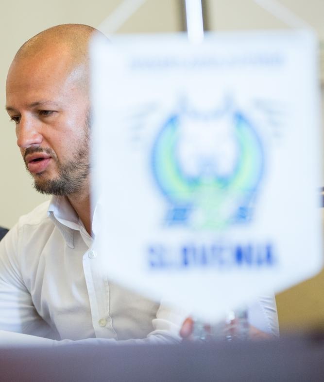 "Ljubljana bi bila iz logističnega vidika najboljša možnost," pravi sekretar HZS Dejan Kontrec. | Foto: Matic Klanšek Velej/Sportida