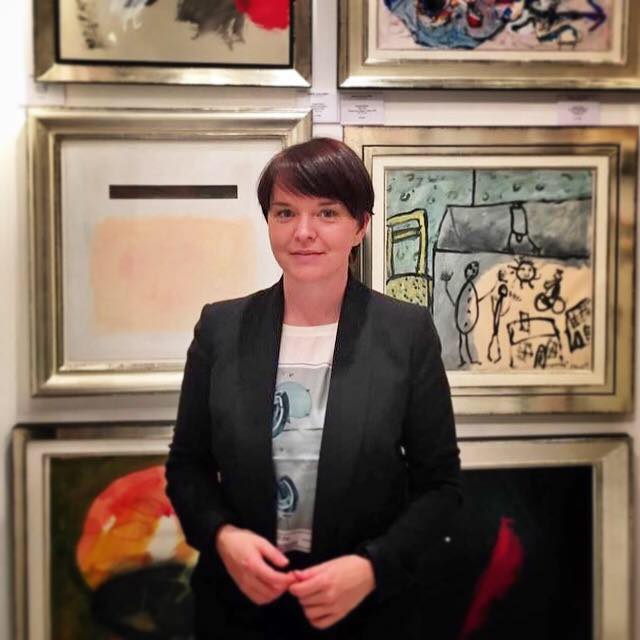 Na sejmu TEFAF v Maastrichtu. Obožuje namreč umetnost in tega je tam res veliko, pravi. "Ogromno je galerij in muzejev, sejmov itd." | Foto: Osebni arhiv