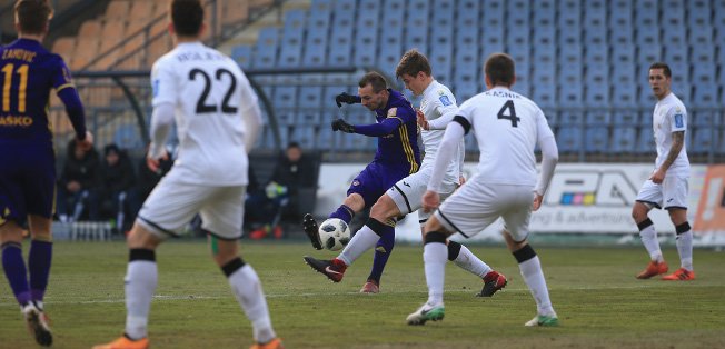 Jasmin Mešanović je v 84. minuti povedel Maribor v vodstvo z 2:1. | Foto: Twitter/NK Maribor