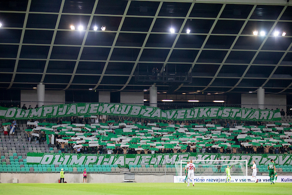 Navijači Olimpije so ga znova navdušili. | Foto: Urban Urbanc/Sportida