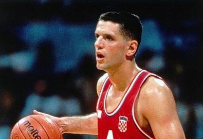 Dražen Petrović je zadnjo tekmo v življenju odigral proti reprezentanci Slovenije, v kateri je bil tedaj tudi Boštjan Leban. | Foto: Getty Images