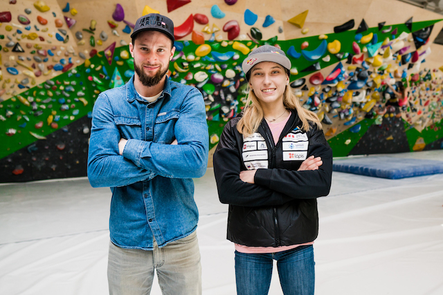 Jernej Kruder in Janja Garnbret sta ambasadorja balvanskega mastersa Triglav The Rock Ljubljana in med drugim odgovorna tudi za vabljenje tujih plezalcev. | Foto: Igor Šukur