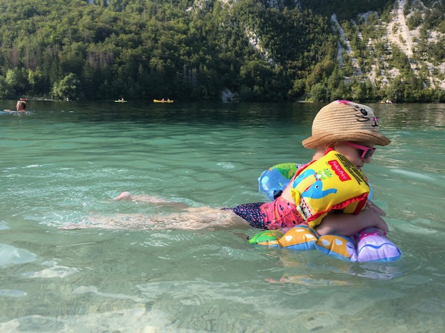 Živa danes pravi, da se ne spomni, da bi v bolnišnici preživela veliko časa. | Foto: Osebni arhiv