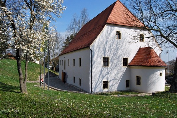 Špital | Foto: kultprotur.si