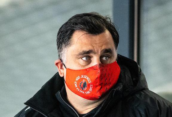 "Marsikdo v Olimpiji od danes naprej ne bo več mirno spal. Združeni smo močni in se tako vračamo na hokejski zemljevid." | Foto: Matic Klanšek Velej/Sportida