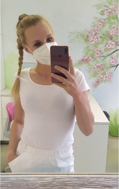 Nina Kostanjšek je leta 2019 dokončala študij dentalne medicine in danes opravlja tudi poklic zobozdravnice. | Foto: Osebni arhiv