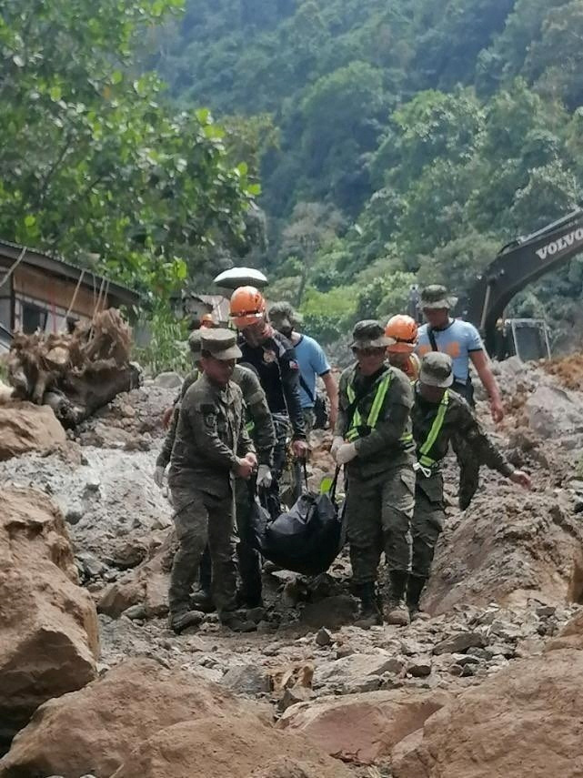 Plaz na Filipinih | Foto: Reuters