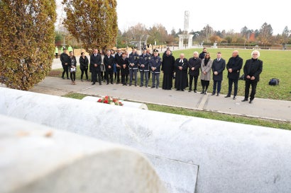 Svetovni dan spomina na žrtve prometnih nesreč_obeleženje ob spomeniku | Foto: ZVL LJ