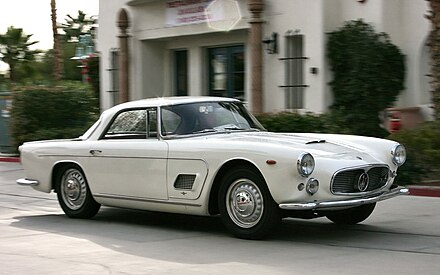 rvi pomemben model je bil 3500 GT, ki je bil za Maserati prvi serijski avtomobil.  | Foto: Wikimedia Commons