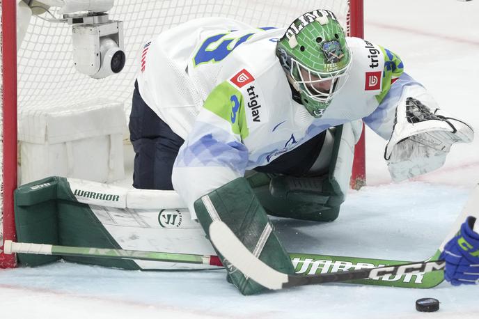 SP v hokeju 2023, slovenska hokejska reprezentanca : Kazahstan, Žan Us | V slovenskih vratih je bil na obračunu z Italijani Žan Us. Risi so tekmo izgubili z 0:1. | Foto Guliverimage