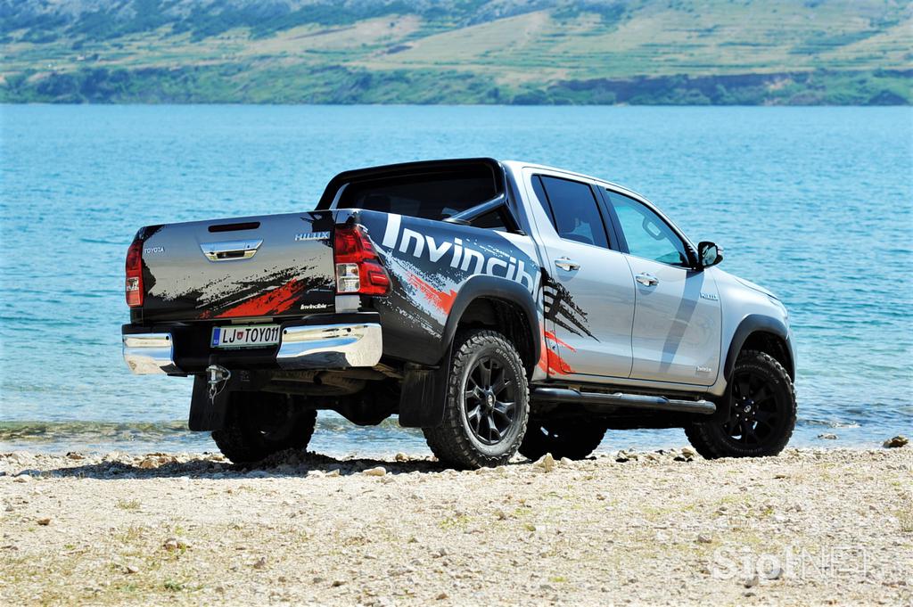 toyota hilux Pag