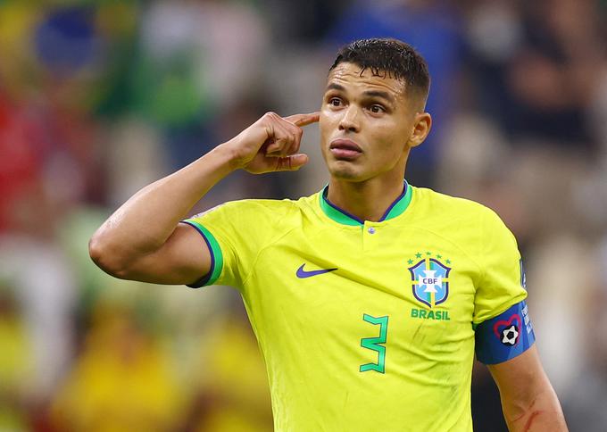 Thiago Silva v obrambi s soigralci ni imel prav veliko dela. | Foto: Reuters