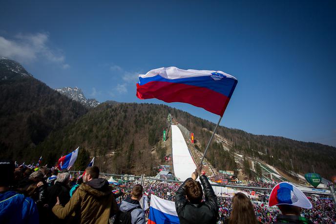 Planica navijači 2016 | Vrata v Planici se bodo spet odprla za navijače. | Foto Žiga Zupan/Sportida