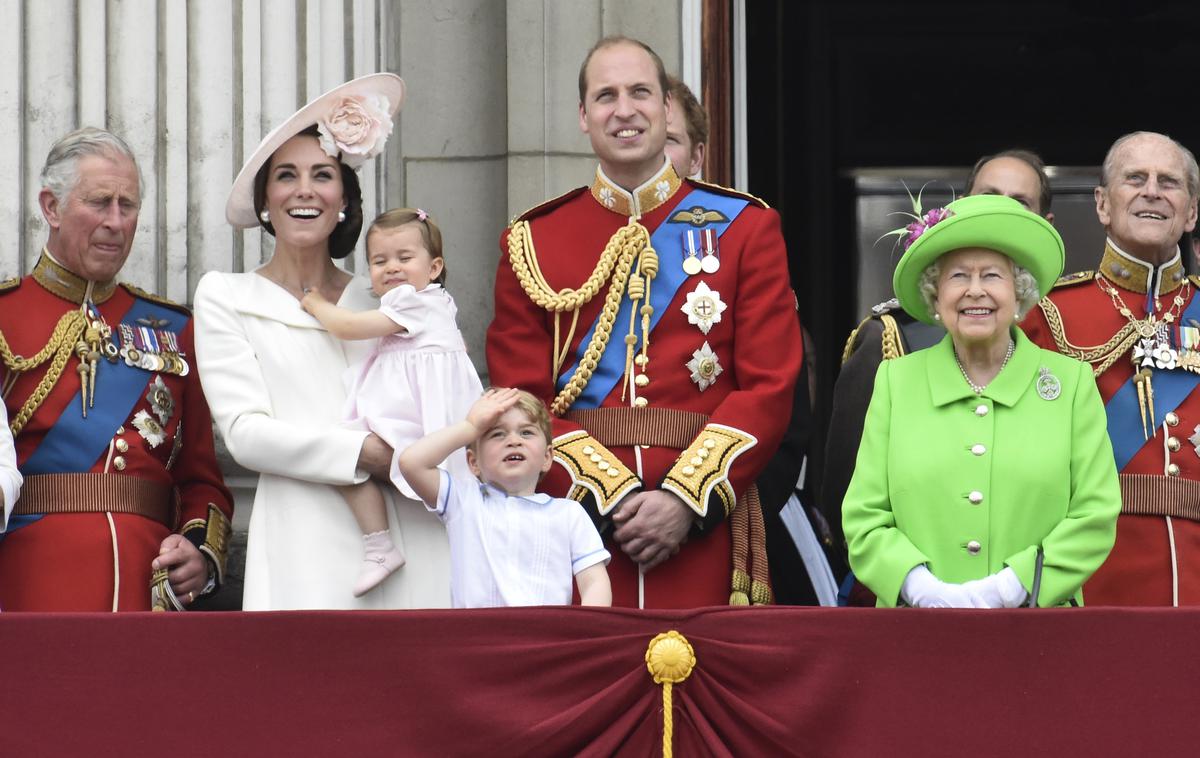 kraljica Elizabeta II., rojstni dan | Britanska kraljeva družina, ki se od leta 1917 imenuje po gradu Windsor, je zagotovo najbolj znana družina na svetu. Njene razprtije so tako vedno svetovna medijska tema. | Foto Reuters