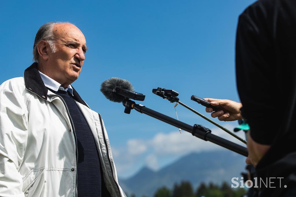 Slovenski skakalci trening Kranj