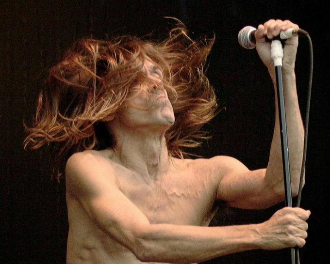 Iggy Pop – antična, mitološka podoba v sodobni obliki. | Foto: Reuters