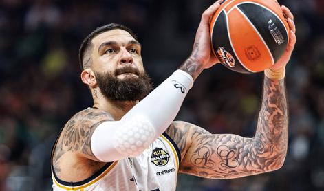 Poirier iz Real Madrida v Anadolu Efes