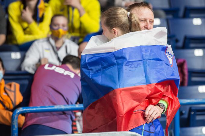 "Moje počutje je dobro, veseli me, da tako dobro skačem in da sem favoritinja. To je lep občutek, sem dovolj stara in izkušena, da to ni breme," sporoča 34-letna Ljubljančanka, ki zadnja leta živi in trenira v Celju. | Foto: Peter Kastelic/ Sportida