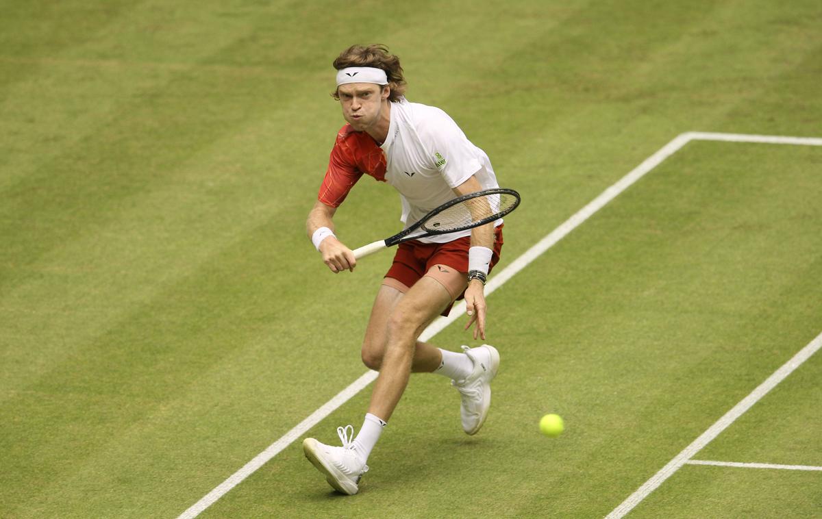 Andrej Rubljev | Andrej Rubljev je izpadel v prvem krogu posameznikov v Halleju. | Foto Guliverimage