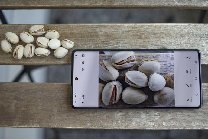 Vivo X80 Pro | Pametni telefon Vivo X80 Pro išče svoje mesto med najzmogljivejšimi pametni telefoni na trgu. | Foto Ana Kovač