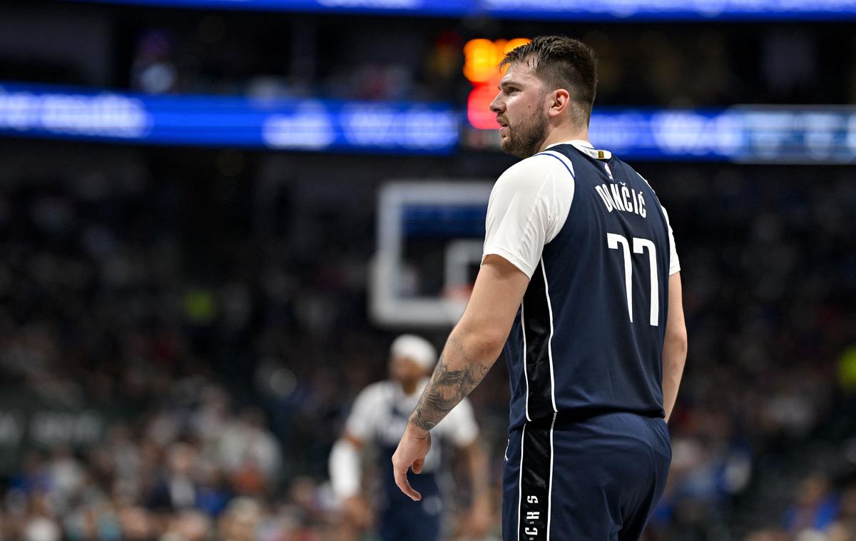 Luka Dončić Dallas Portland | Luka Dončić bo z igrišč odsoten vsaj mesec dni. | Foto Reuters