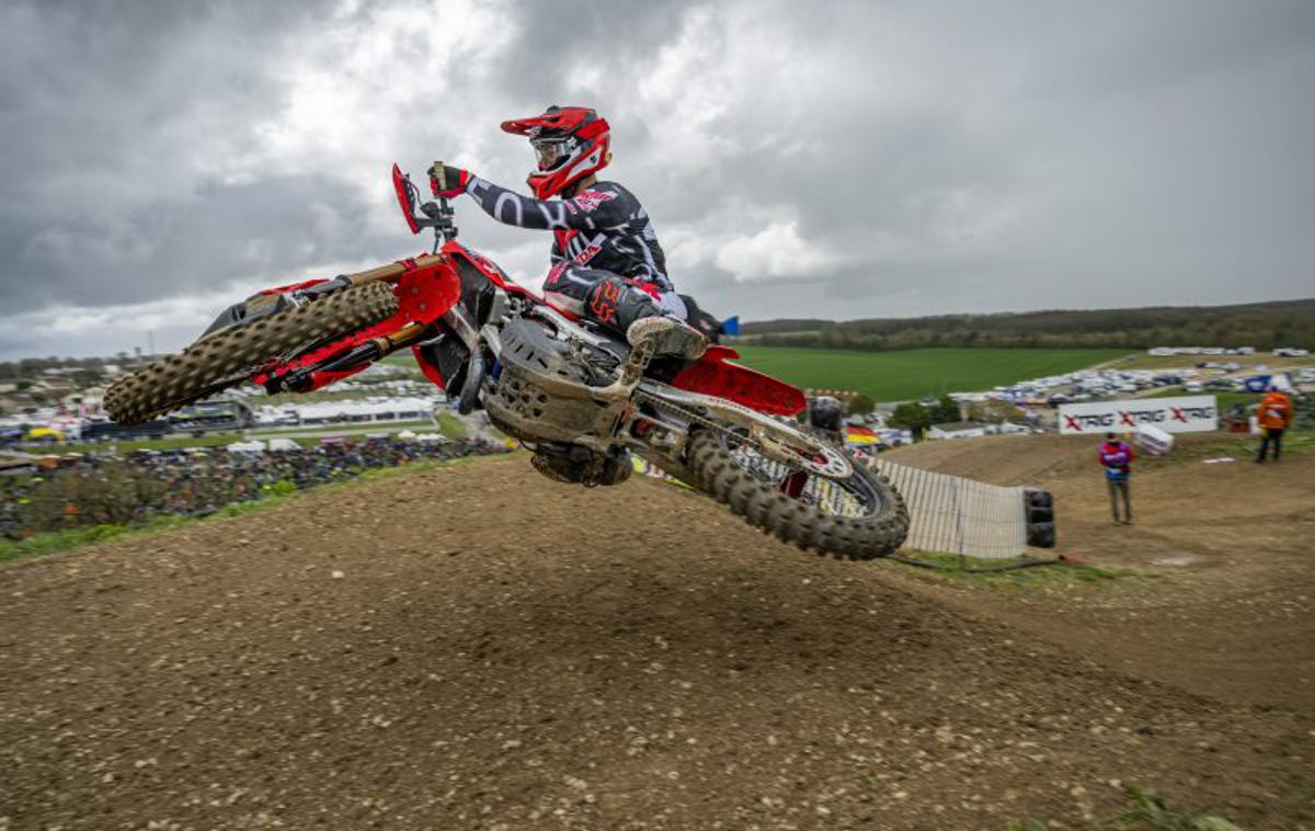 Tim Gajser Francija Honda | Tim Gajser je bil na sobotni kvalifikacijski vožnji v dežju in blatu drugi. | Foto Honda Racing/ShotbyBavo