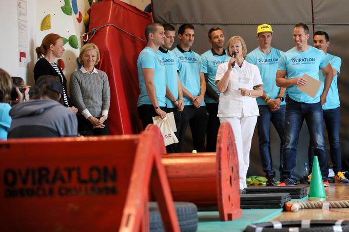 ŠD Oviratlon že od prve izvedbe Oviratlona po en evro od vsake prijave nameni donaciji, ki jo izroči rehabilitacijskemu inštitutu Soča. Ta jo nameni za nakup športnih pripomočkov. | Foto: Matic Klanšek Velej/Sportida