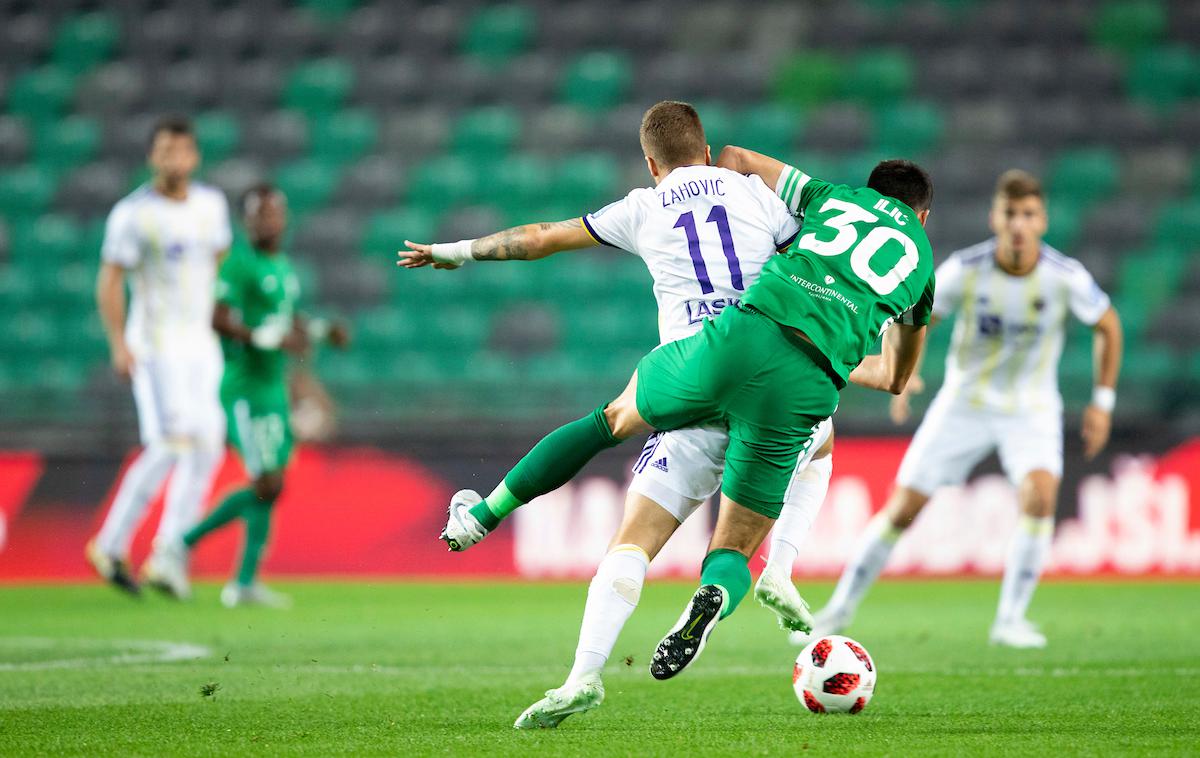 Olimpija Maribor PLTS | Branko Ilić je preprečil Luki Zahoviću, da bi se v nedeljo vpisal med strelce, a so na njegovo smolo zadeli v polno trije Zahovićevi soigralci. | Foto Urban Urbanc/Sportida