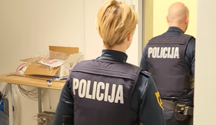 Poglejte, koga sta zasačila policista #video