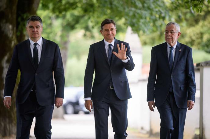 Borut Pahor | Predsednik Borut Pahor verjame, da je treba ljudi prepričati o cepljenju, in dvomi o tem, da bodo represivni ukrepi ali kazni dali želen učinek. | Foto STA