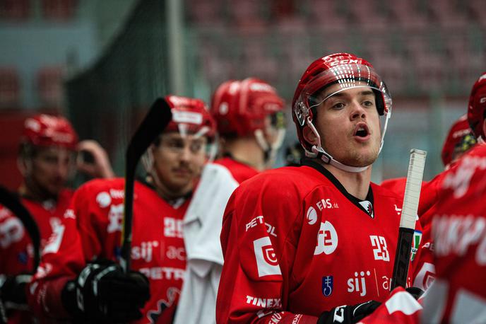 HDD Jesenice Bregenzerwald Jaka Sodja | Jeseničani zmagali še devetič zapored. | Foto Peter Podobnik/Sportida