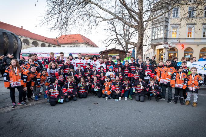 Slovenska olimpijska bakla v Mariboru | Foto: Aleš Fevžer