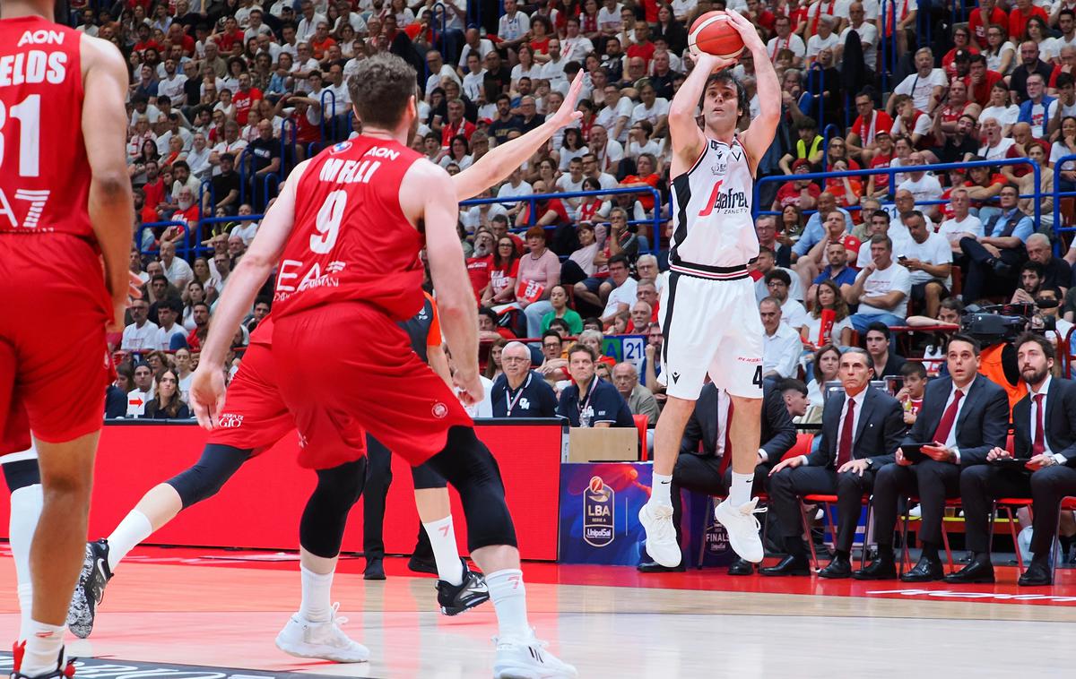 Miloš Teodosić | Miloš Teodosić bo na naslednji tekmi prisilno počival. | Foto Guliverimage