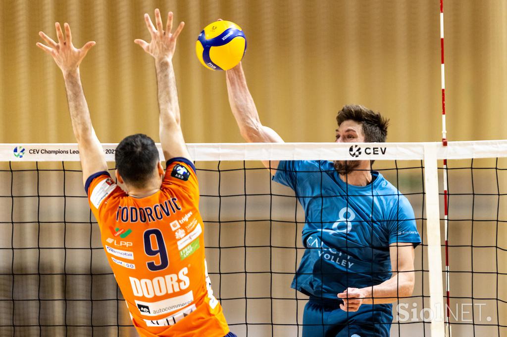 1. DOL: ACH Volley - Calcit Volley