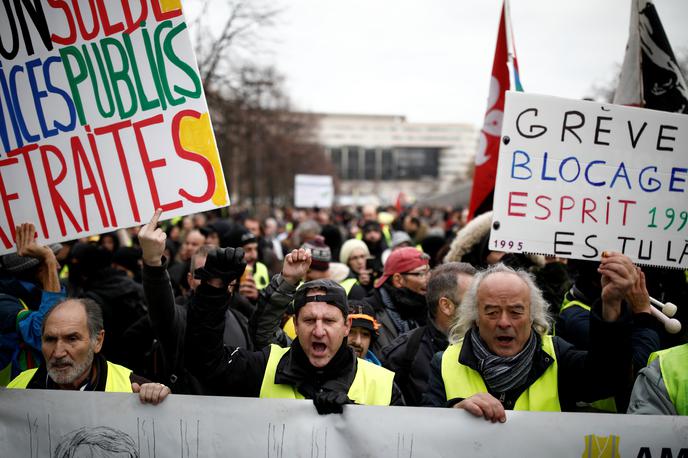 Protesti v Franciji | V Franciji se nadaljuje stavka proti pokojninski reformi. | Foto Reuters