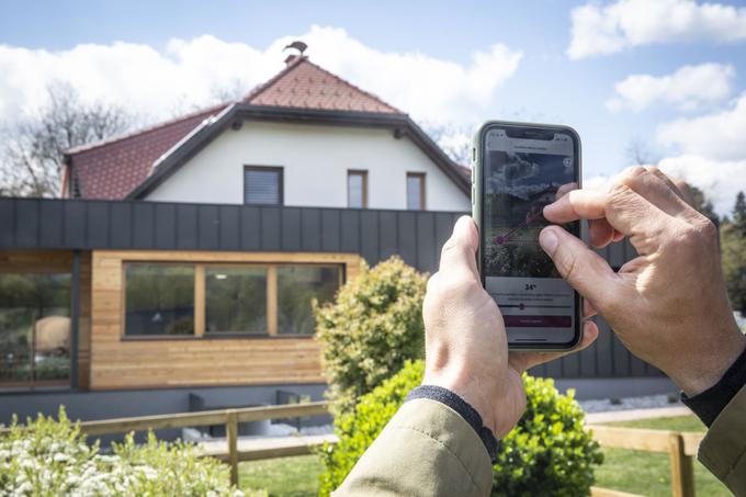 Po 1. januarju 2024, ko se netmetering ukinja, se bo električna energija obračunavala po pettarifnem sistemu, medtem ko zdaj velja dvotarifni.  | Foto: Bojan Puhek