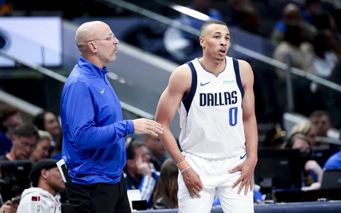 Kot zadnji jo je v obdobju, polnem prekletstva za Dallas, skupil Dante Exum. | Foto: Reuters