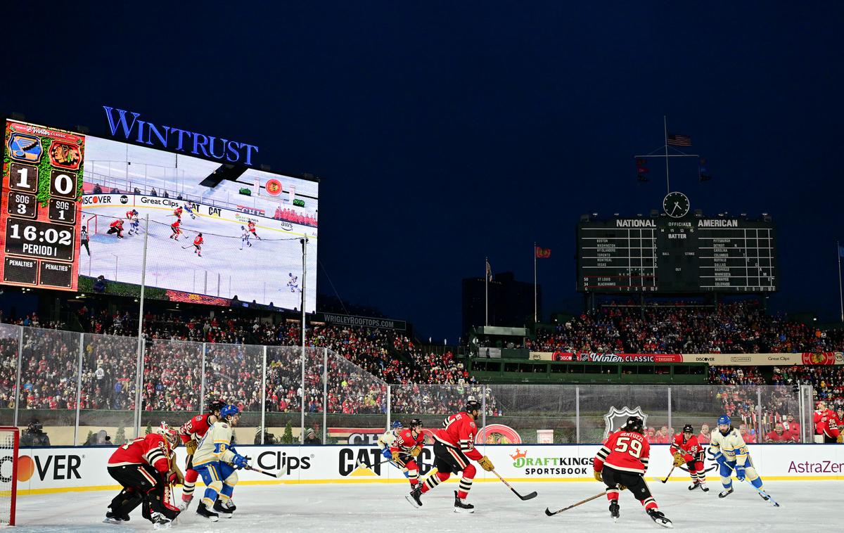 zimska klasika Chicago Blackhawks | Wrigley Field je gostil tokratno zimsko klasiko. | Foto Reuters