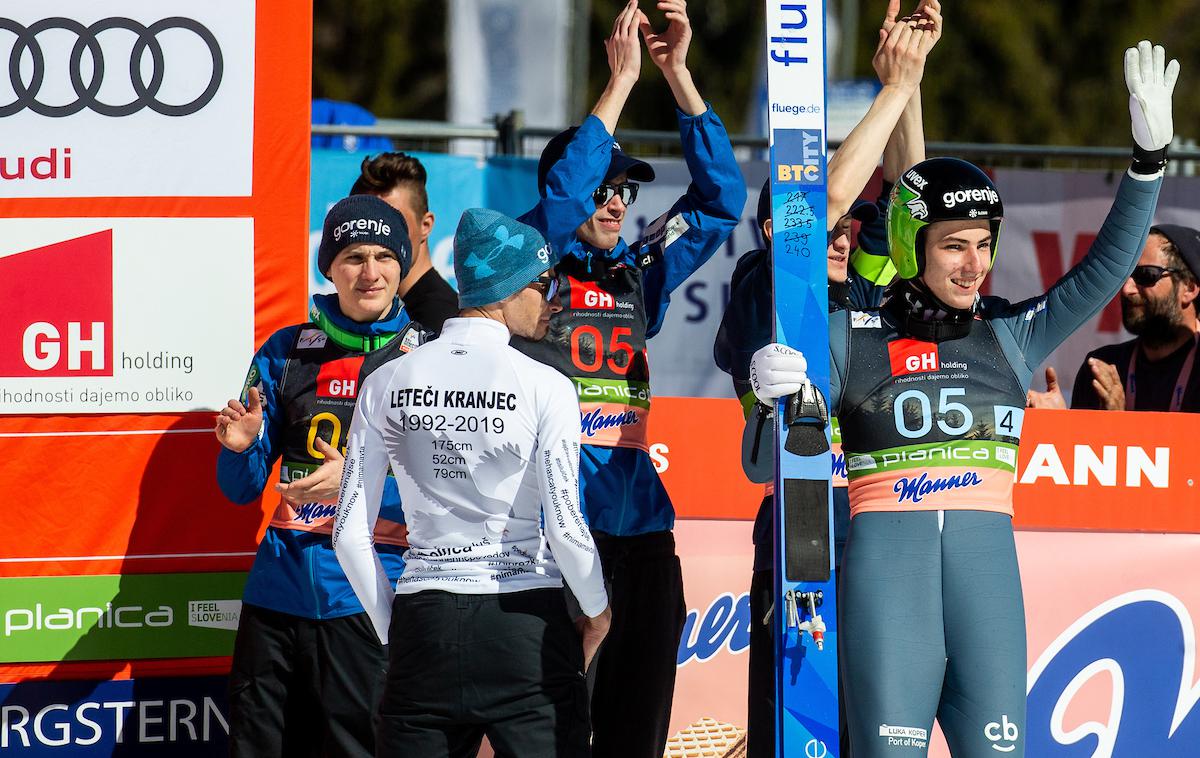 Planica, ekipna tekma | Slovenci so v Planici stopili na najnižjo stopničko. | Foto Vid Ponikvar