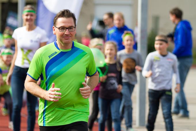 Pravi, da se skupaj s sodelavci trudi atletiko predstaviti kot šport, poln vrednot. | Foto: Peter Kastelic