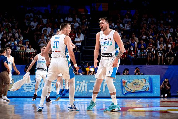 Slovenski košarkarji bodo četrtfinalni obračun odigrali v sredo, ko se bodo pomerili s Kanadčani. | Foto: FIBA