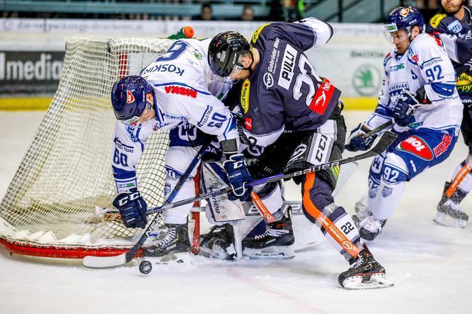 Anže Kuralt Fehervar | Fehervar je v Avstriji vodil s 3:1, na koncu pa izgubil s 3:4 in zapravil veliki točki. | Foto Sportida