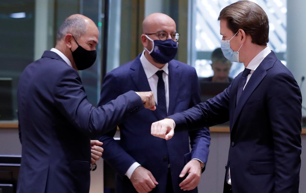 Janez Janša, Charles Michel in Sebastian Kurz | Slovenski premier Janez Janša, predsednik Evropskega sveta Charles Michel in avstrijski kancler Sebastian Kurz ob začetku vrha v Bruslju. | Foto Reuters