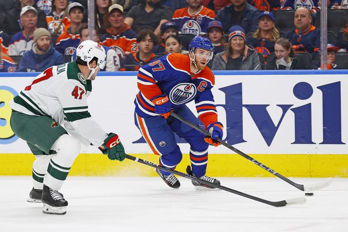 Connor McDavid je dosegel najmanj točko na 21. zaporedni tekmi | Foto: Reuters