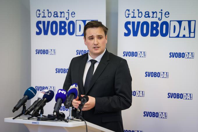 Poslanec Gibanja Svoboda Lenart Žavbi je ocenil, da je predsednik SDS Janez Janša "izstrelil prvi satelit v orbito parlamentarnih volitev". | Foto: STA