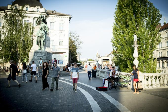 MOL je zoper harmonikarja prejela že več pritožb. | Foto: Ana Kovač