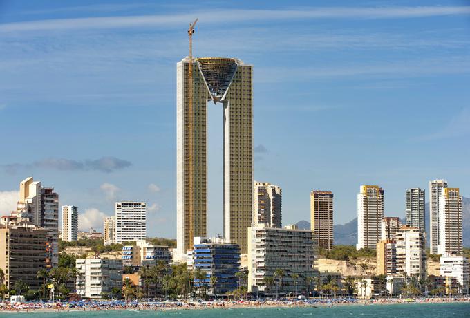 Stolpnico Intempo, ki so jo v letoviškem mestu Benidorm dokončali sredi lanskega leta, je označil za ostudno. | Foto: Guliverimage/Imago Lifestyle